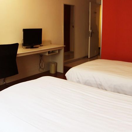Hanting Hotel Changchun Qimao City Bilik gambar